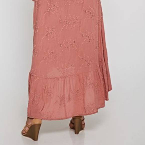 Dusty Rose Eyelet Maxi Dress - Picture 5 of 7